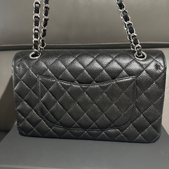 Chanel Medium Classic  double flap - Picture 4 of 16